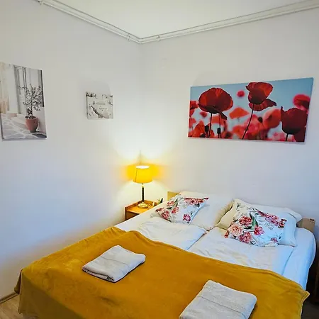 Apartment Balcsitthon Ezuestpart
